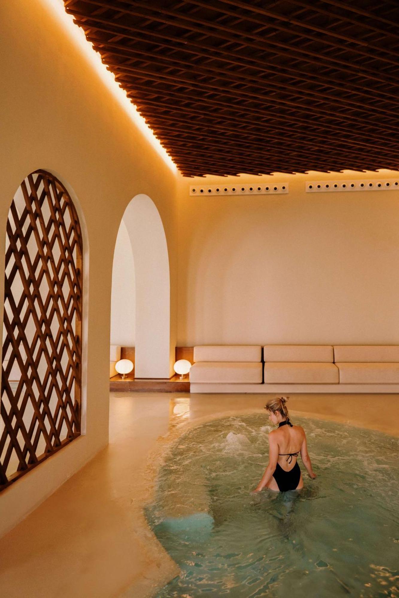La Zambra Gl, Part Of The Unbound Collection By Hyatt 5*