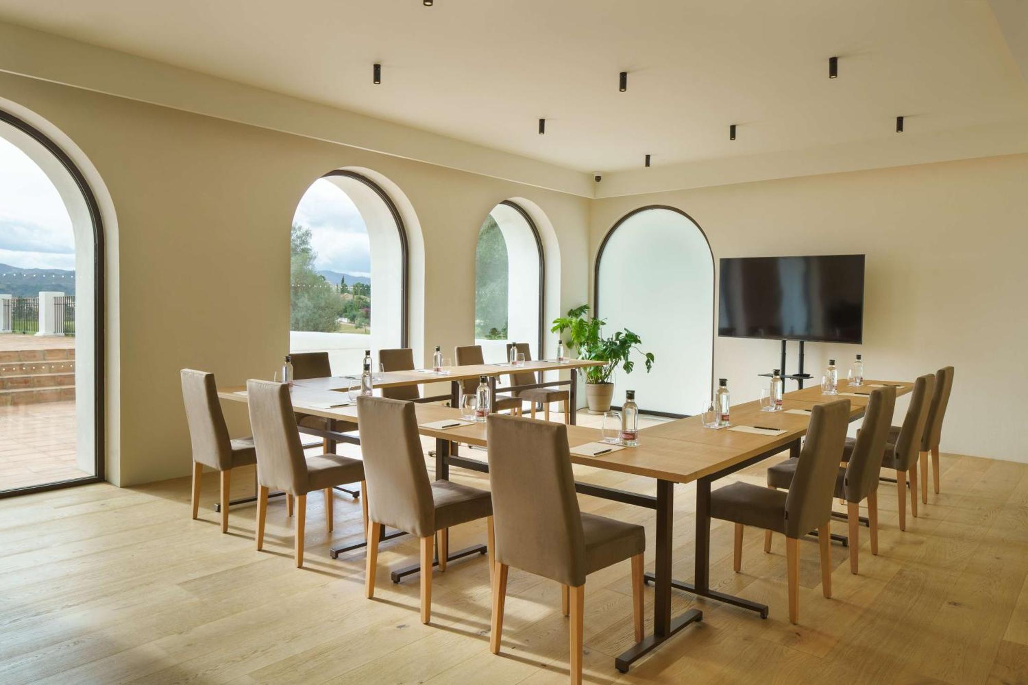 La Zambra Gl, Part Of The Unbound Collection By Hyatt Hotel 5*